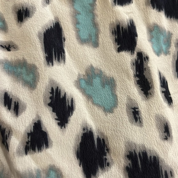 Mia Paluzzi Ruffle Tank - Picture 3 of 4